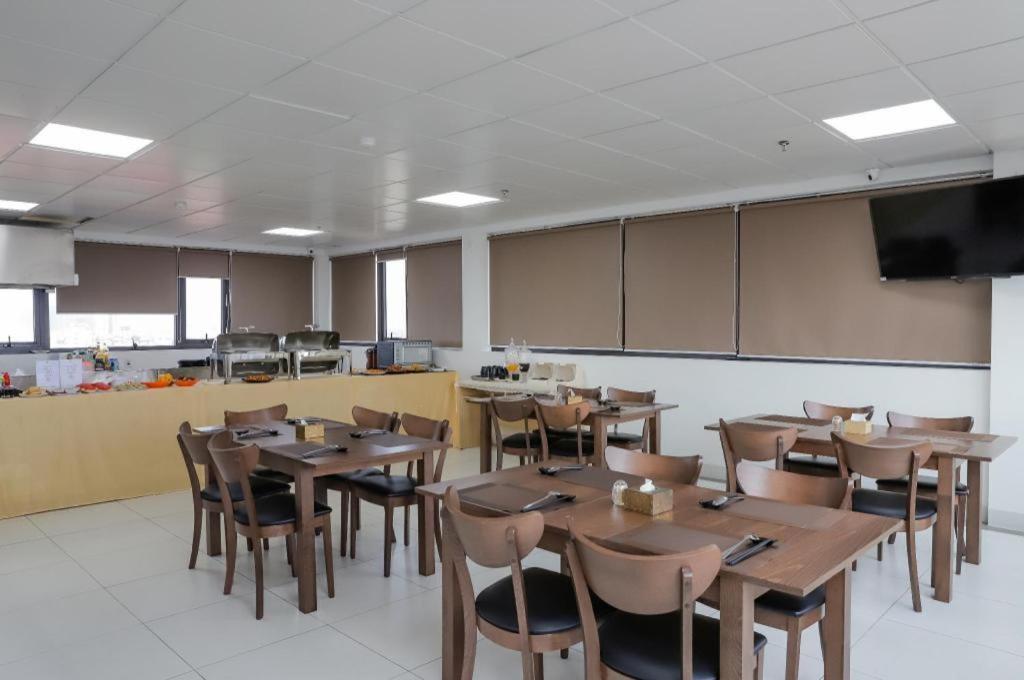 Amy Hotel Bắc Ninh Esterno foto